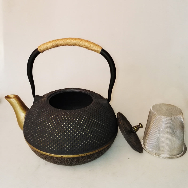 Cast iron kettle for tea
