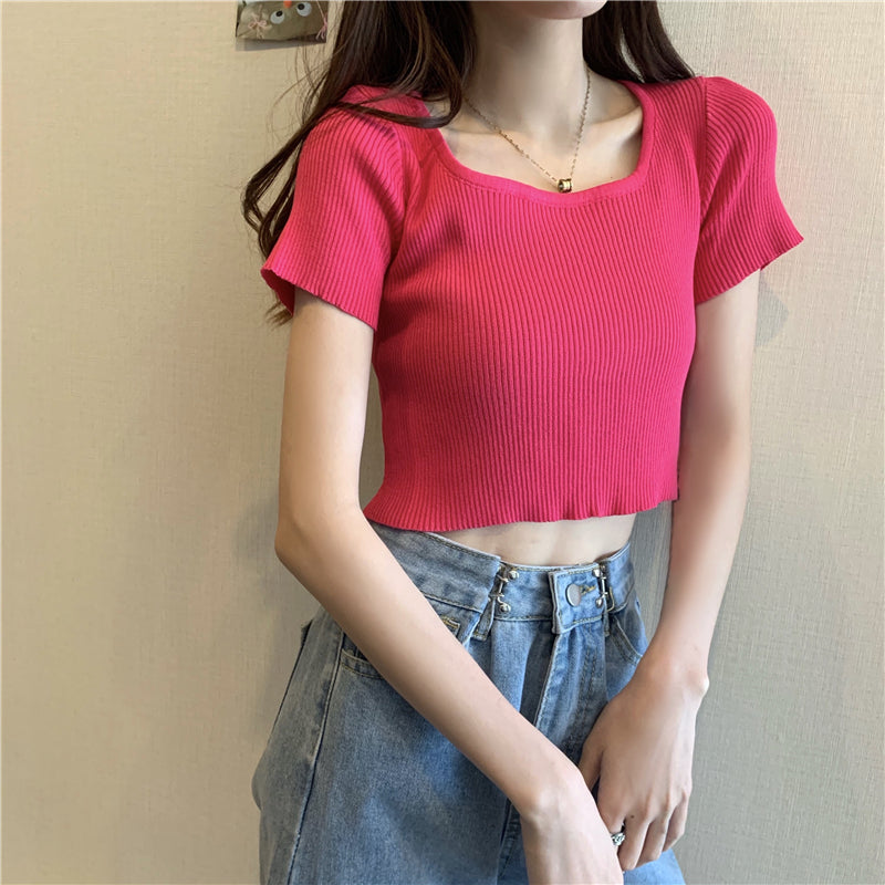 Women's short knitted top