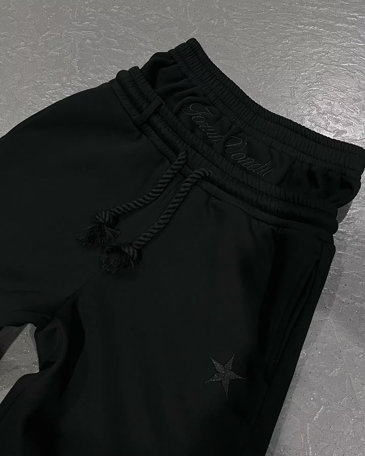 Trendy Double-waist Five-pointed Star Embroidery Couple Simple Casual Fake Two-piece Wide-leg Sweatpants